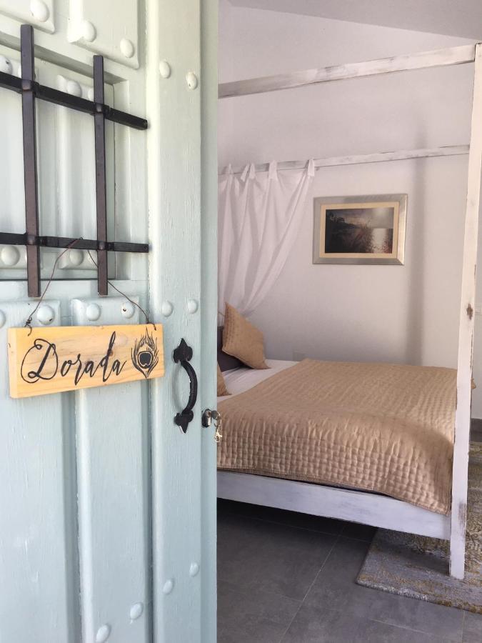 La Pluma Hotell Iznájar Exteriör bild
